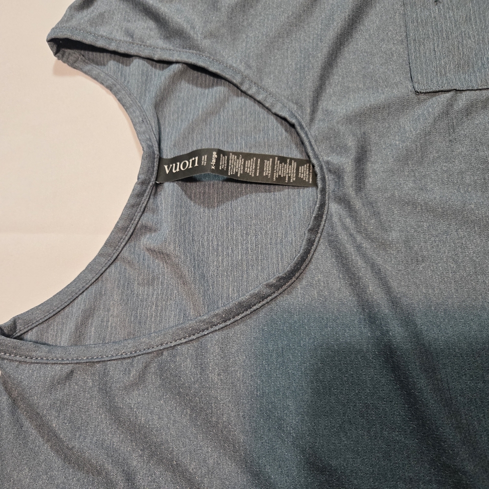 Vuori Sky Blue Men's Tank Top with Pocket - Picture 3 of 6